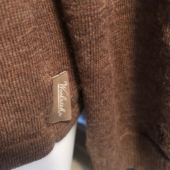 Vintage Woolrich 1/2 zip sweater.  Size XL.  Excellent condition. - Picture 5 of 6